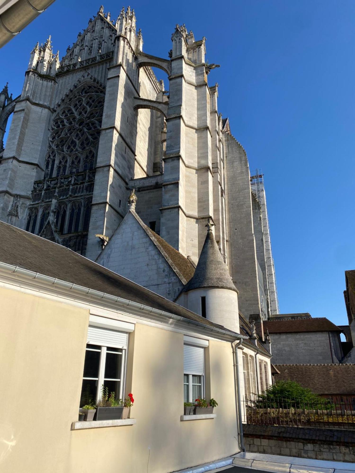 Appartement Hyper-Centre Vue Cathedrale Beauvais Zewnętrze zdjęcie